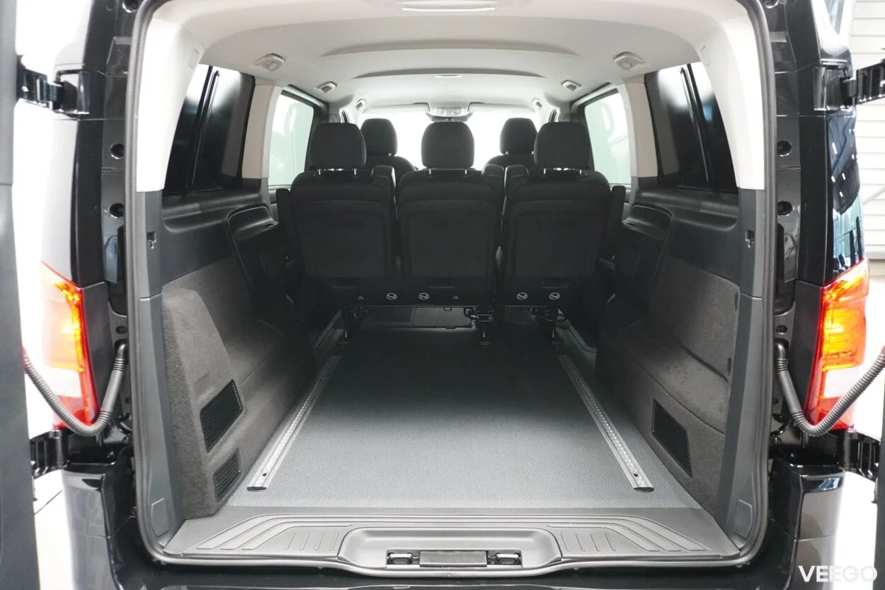 Mercedes-Benz Vito 119 Mixto Select A2 4x4 2 140kW