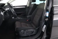 Volkswagen Passat Business 1.5 110kW thumbnail