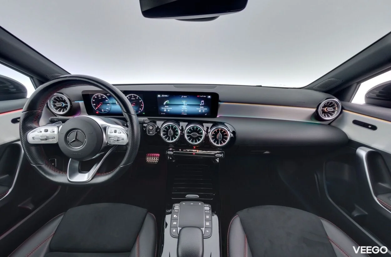 Mercedes-Benz A200 AMG 1.3 120kW