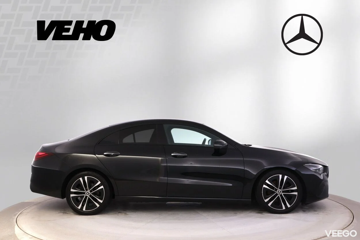 Mercedes-Benz CLA200 1.3 120kW