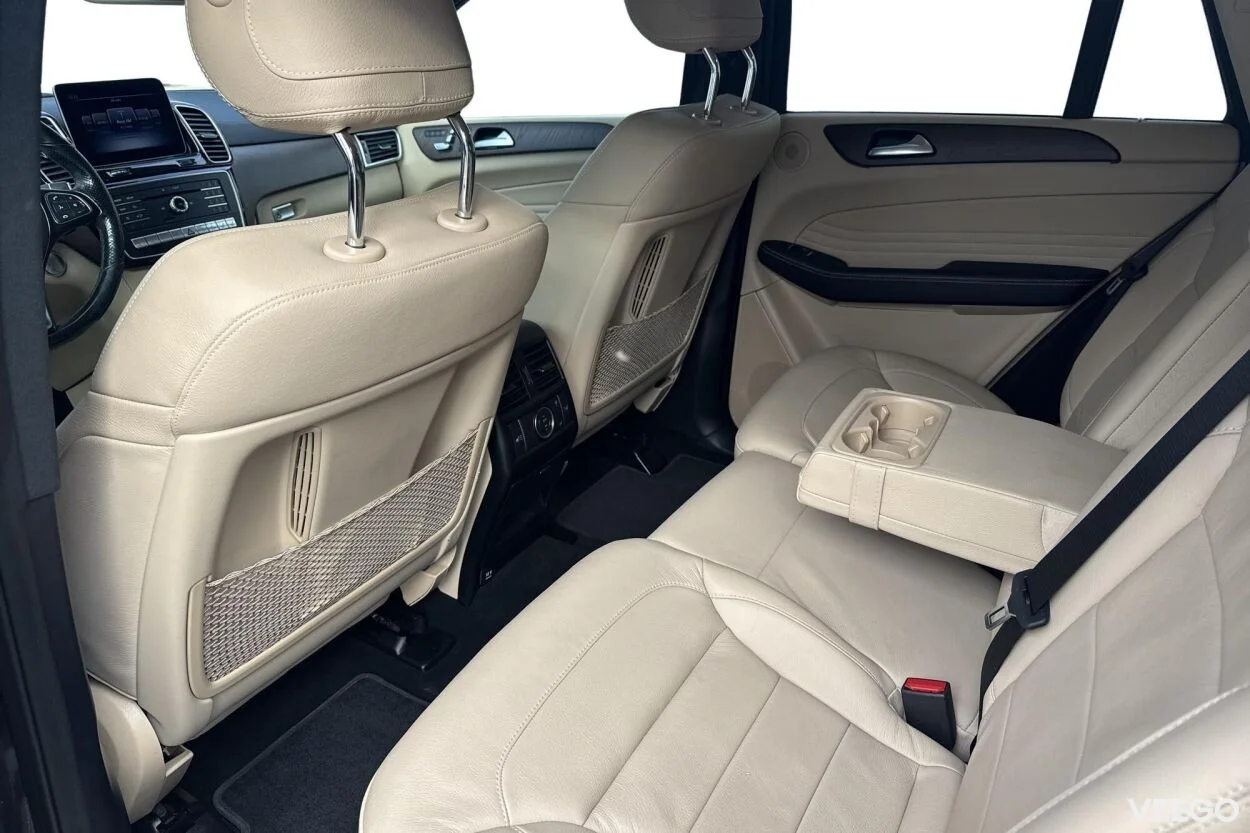 Mercedes-Benz GLE350 d 4Matic AMG night pakett 3 190kW