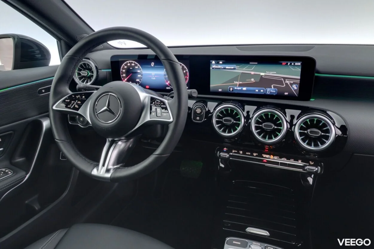Mercedes-Benz A180 Progressive 1.3 100kW