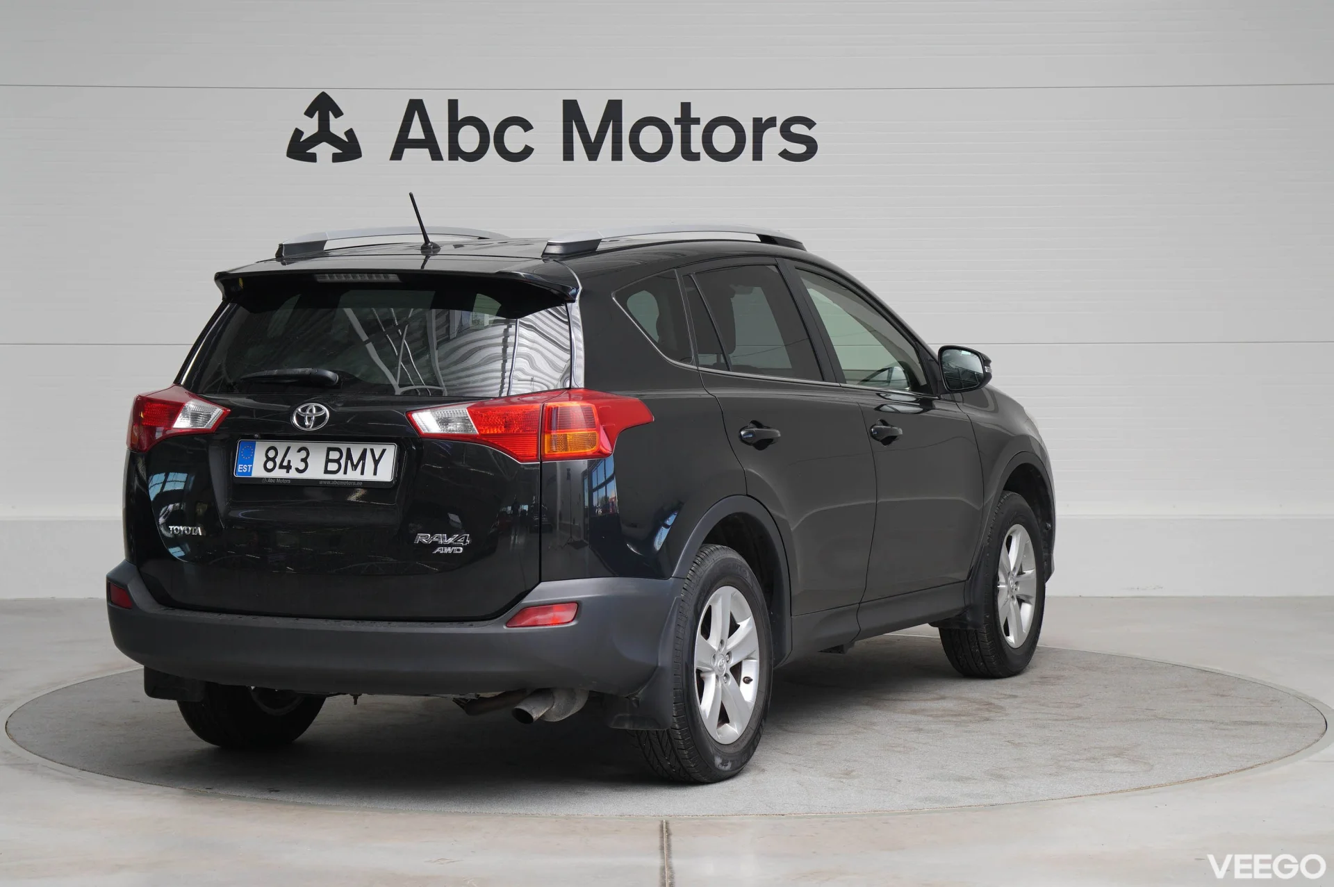 Toyota RAV4 - 2 111kW