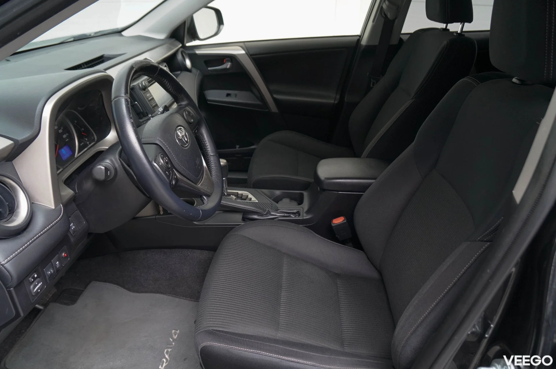 Toyota RAV4 - 2 111kW