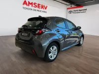 Toyota Yaris Active Hybrid 1.5 68kW thumbnail
