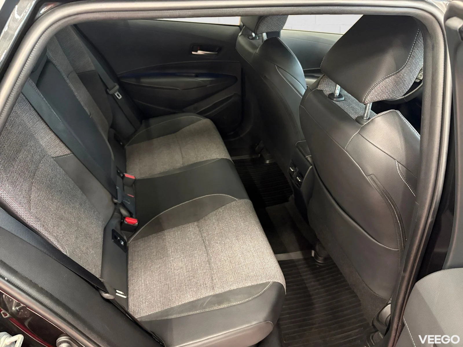 Toyota Corolla Active Plus Hybrid 1.8 72kW