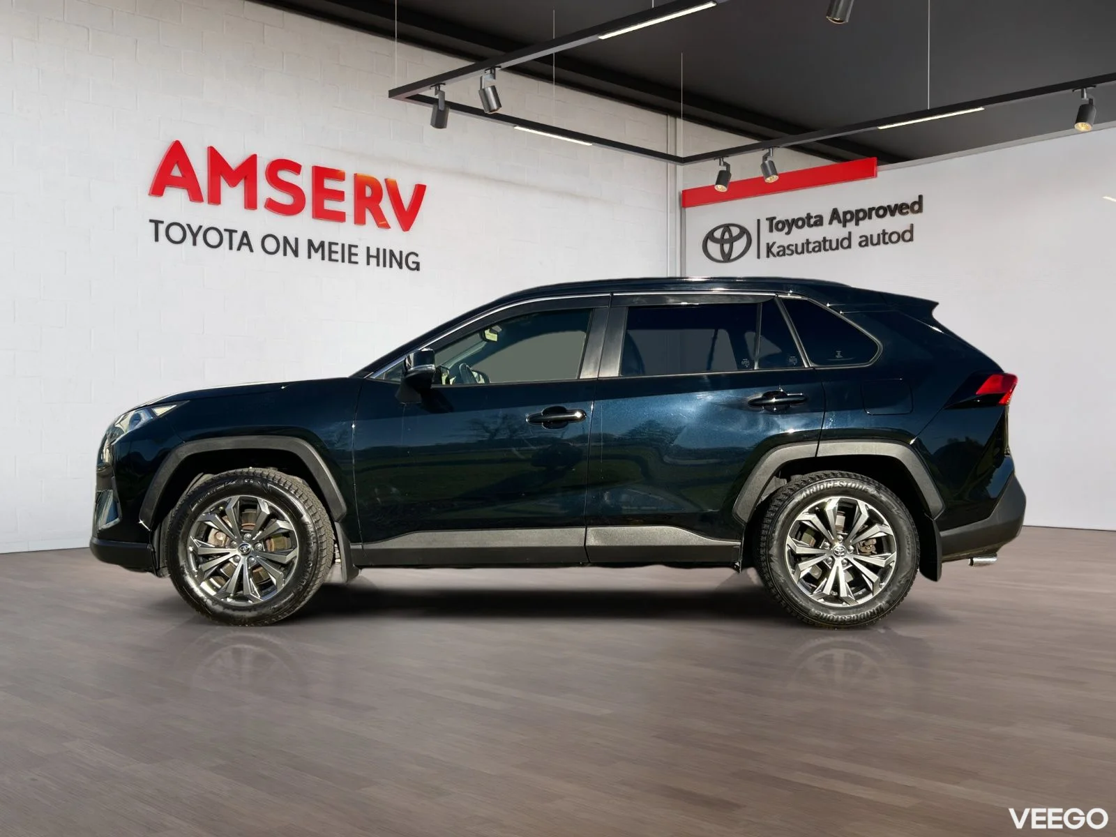 Toyota RAV4 Luxury Plus Hybrid 2.5 131kW