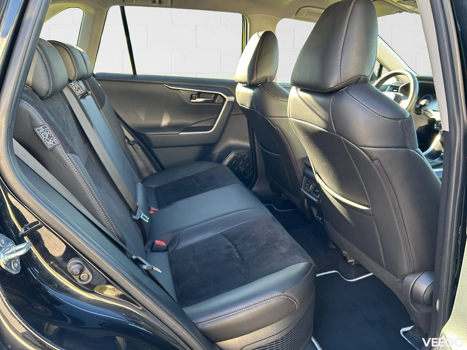 Toyota RAV4 Luxury Plus Hybrid 2.5 131kW