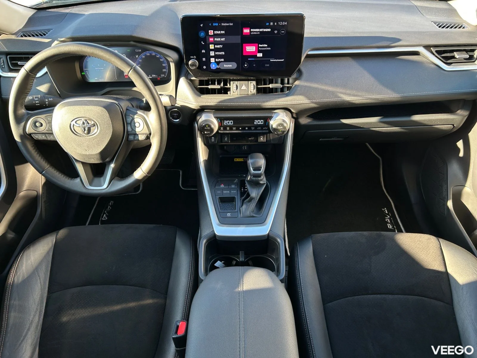 Toyota RAV4 Luxury Plus Hybrid 2.5 131kW