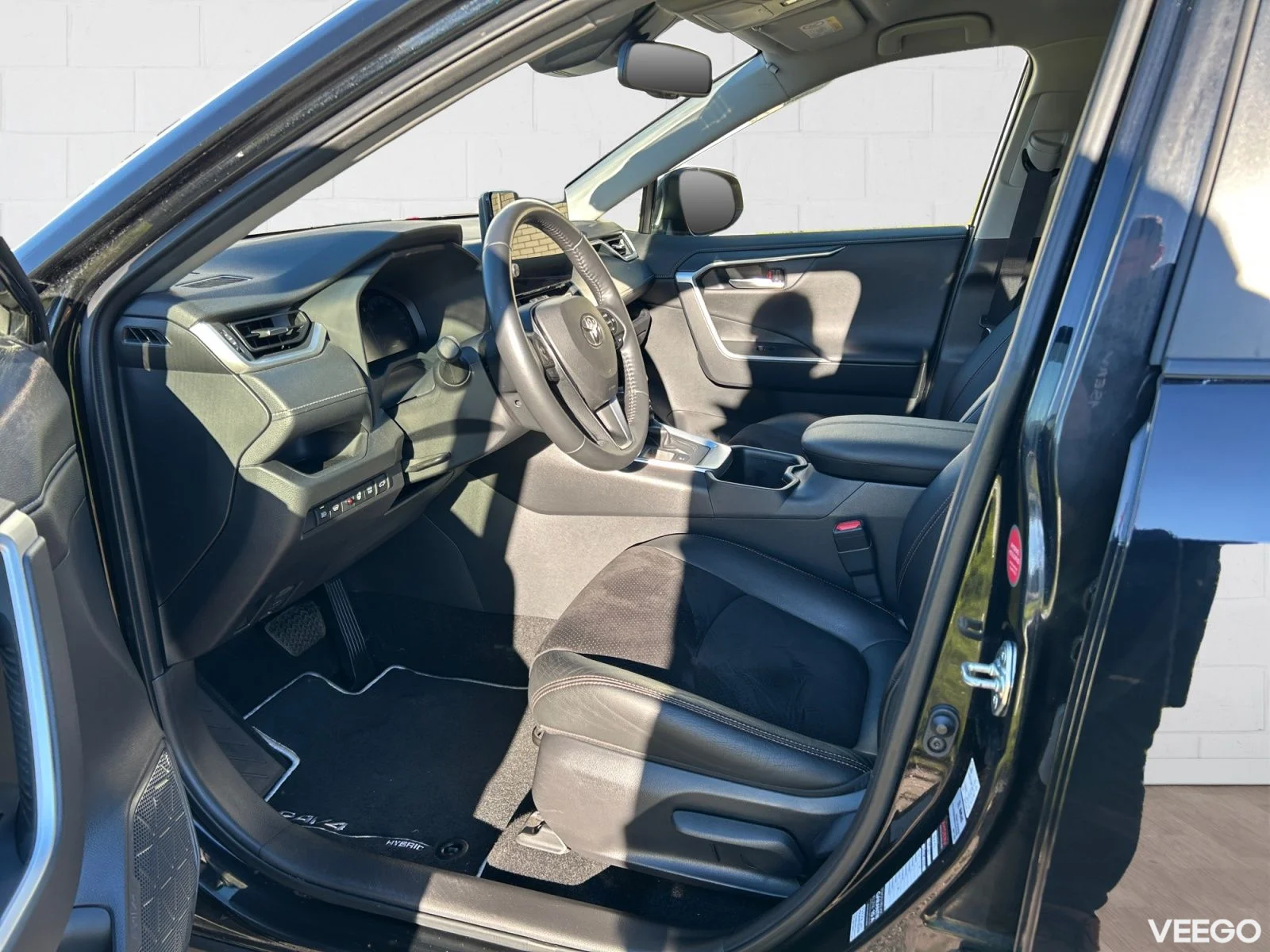Toyota RAV4 Luxury Plus Hybrid 2.5 131kW