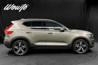 Volvo XC40 D4 AWD 190HK Inscription /Värmare /H/K /Orrefors /0,99% 140kW