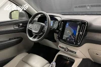 Volvo XC40 D4 AWD 190HK Inscription /Värmare /H/K /Orrefors /0,99% 140kW