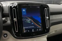 Volvo XC40 D4 AWD 190HK Inscription /Värmare /H/K /Orrefors /0,99% 140kW