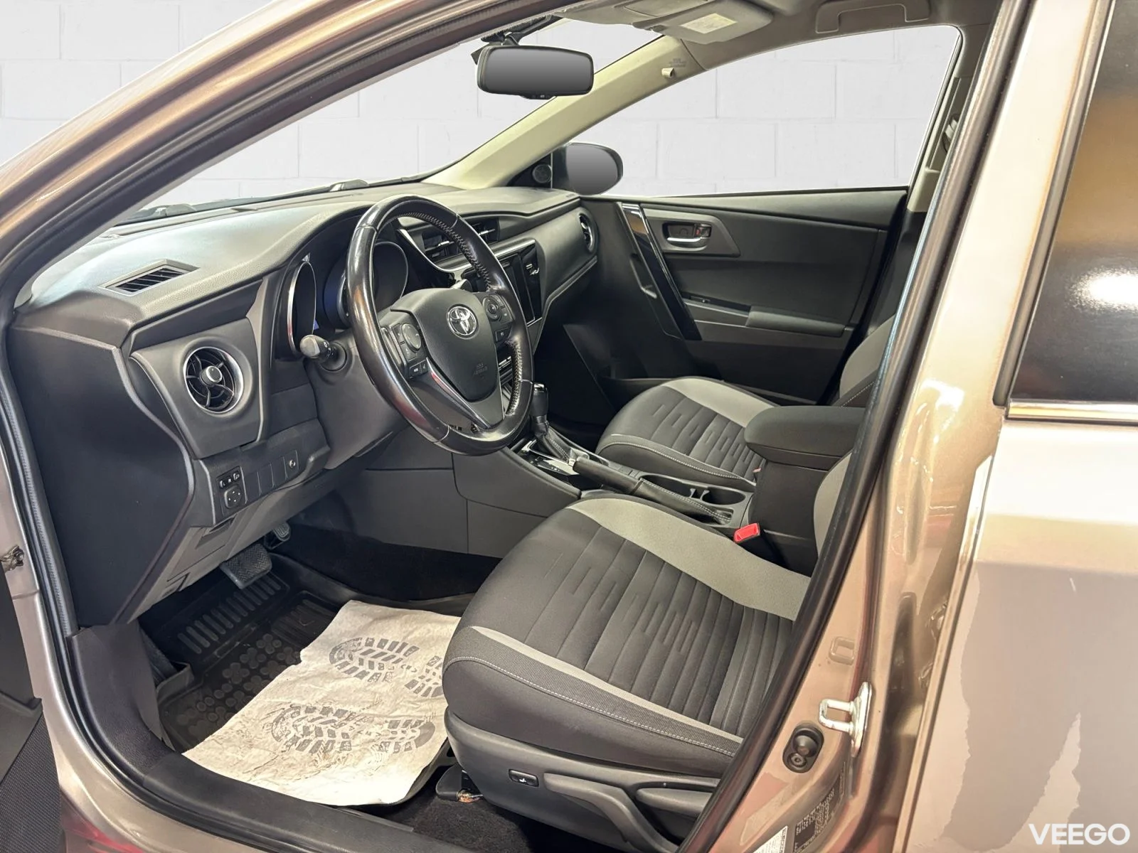 Toyota Auris Active Plus 1.6 97kW