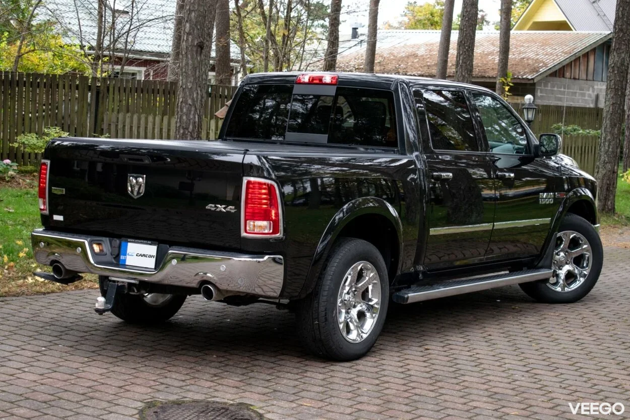 Dodge Ram 4WD LARAMIE 3 179kW