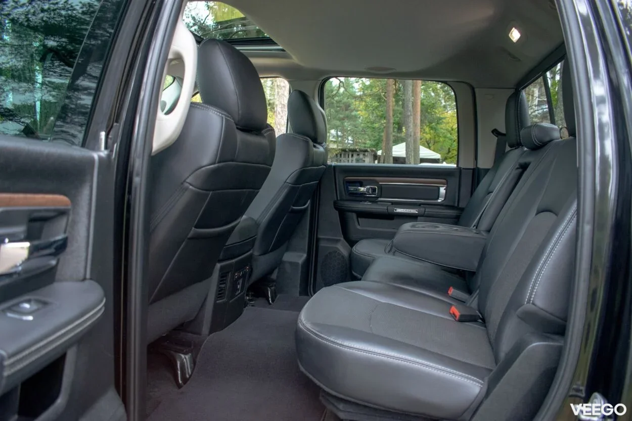 Dodge Ram 4WD LARAMIE 3 179kW