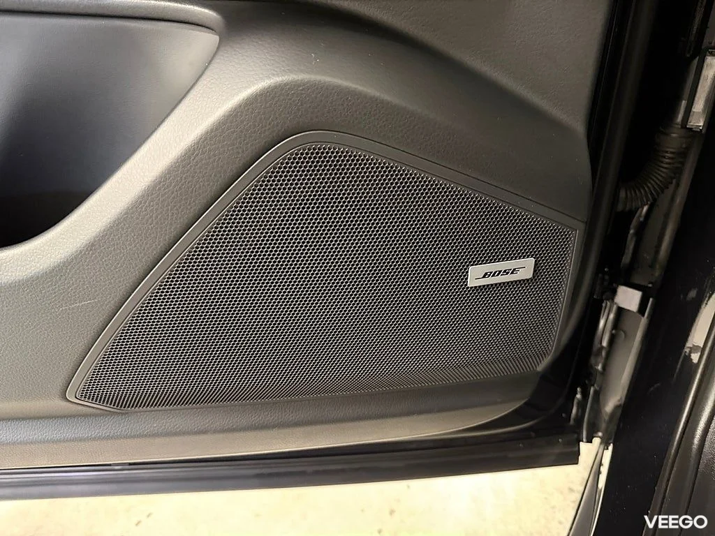 Porsche Cayenne E-Hybrid 462HK Pano /Soft Close /HuD/Se Spec 340kW