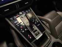 Porsche Cayenne E-Hybrid 462HK Pano /Soft Close /HuD/Se Spec 340kW thumbnail