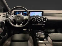 Mercedes-Benz CLA220 CLA 220 4M 190HK AMG /B-Kamera /CarPlay 140kW thumbnail