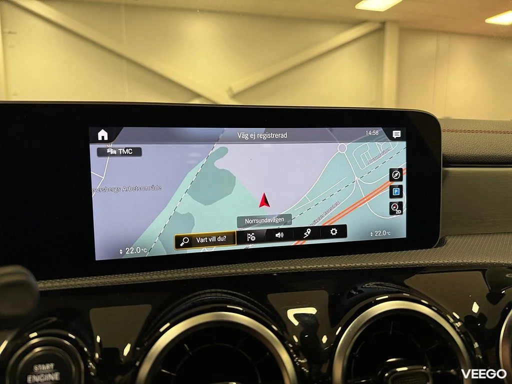 Mercedes-Benz CLA220 CLA 220 4M 190HK AMG /B-Kamera /CarPlay 140kW