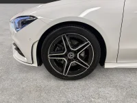 Mercedes-Benz CLA220 CLA 220 4M 190HK AMG /B-Kamera /CarPlay 140kW thumbnail