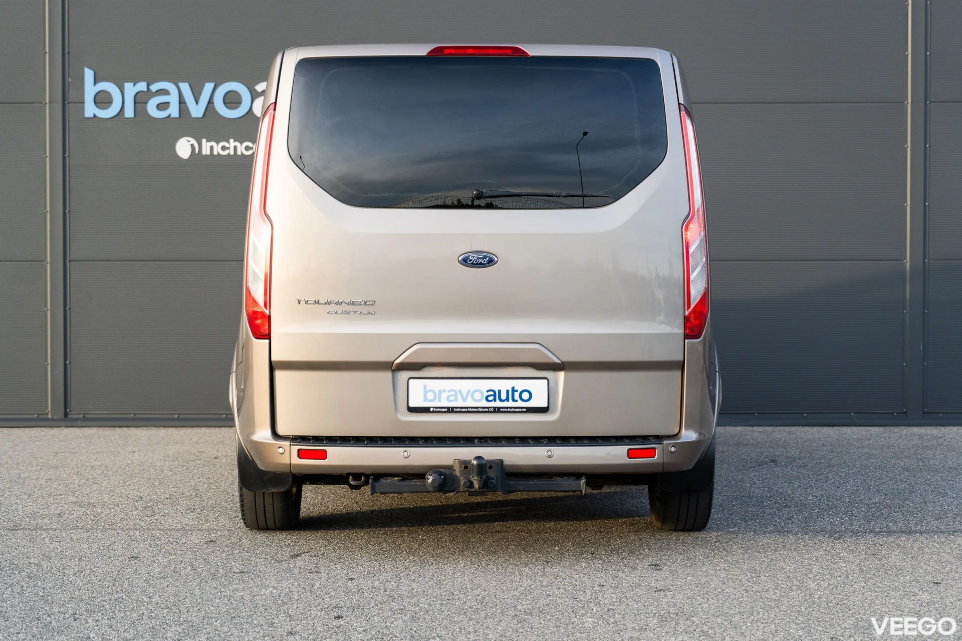 Ford Tourneo Custom 320L EcoBlue Titanium 2 136kW