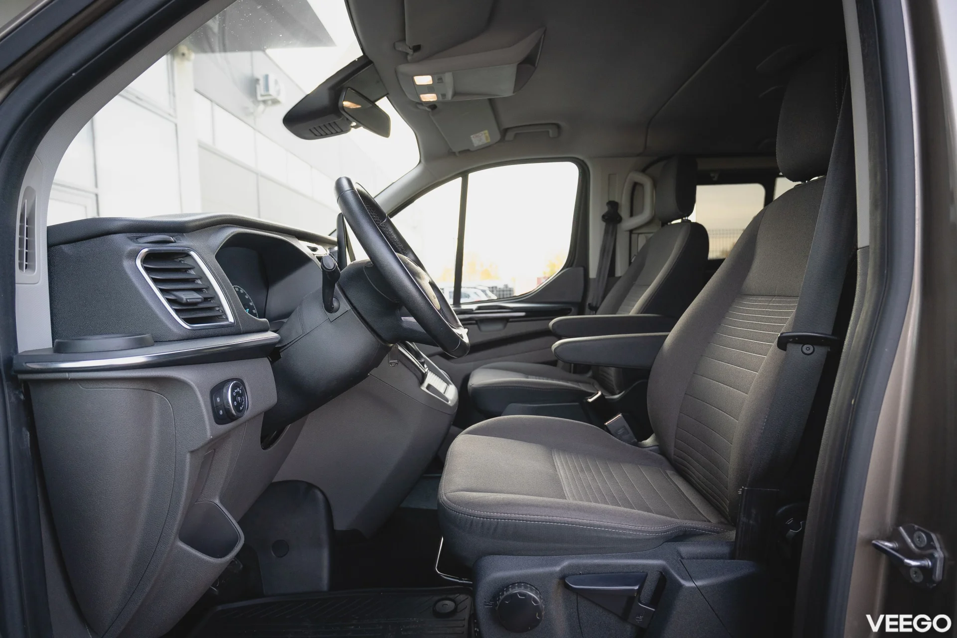 Ford Tourneo Custom 320L EcoBlue Titanium 2 136kW