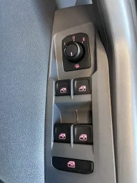 Volkswagen T-Cross 1 85kW thumbnail