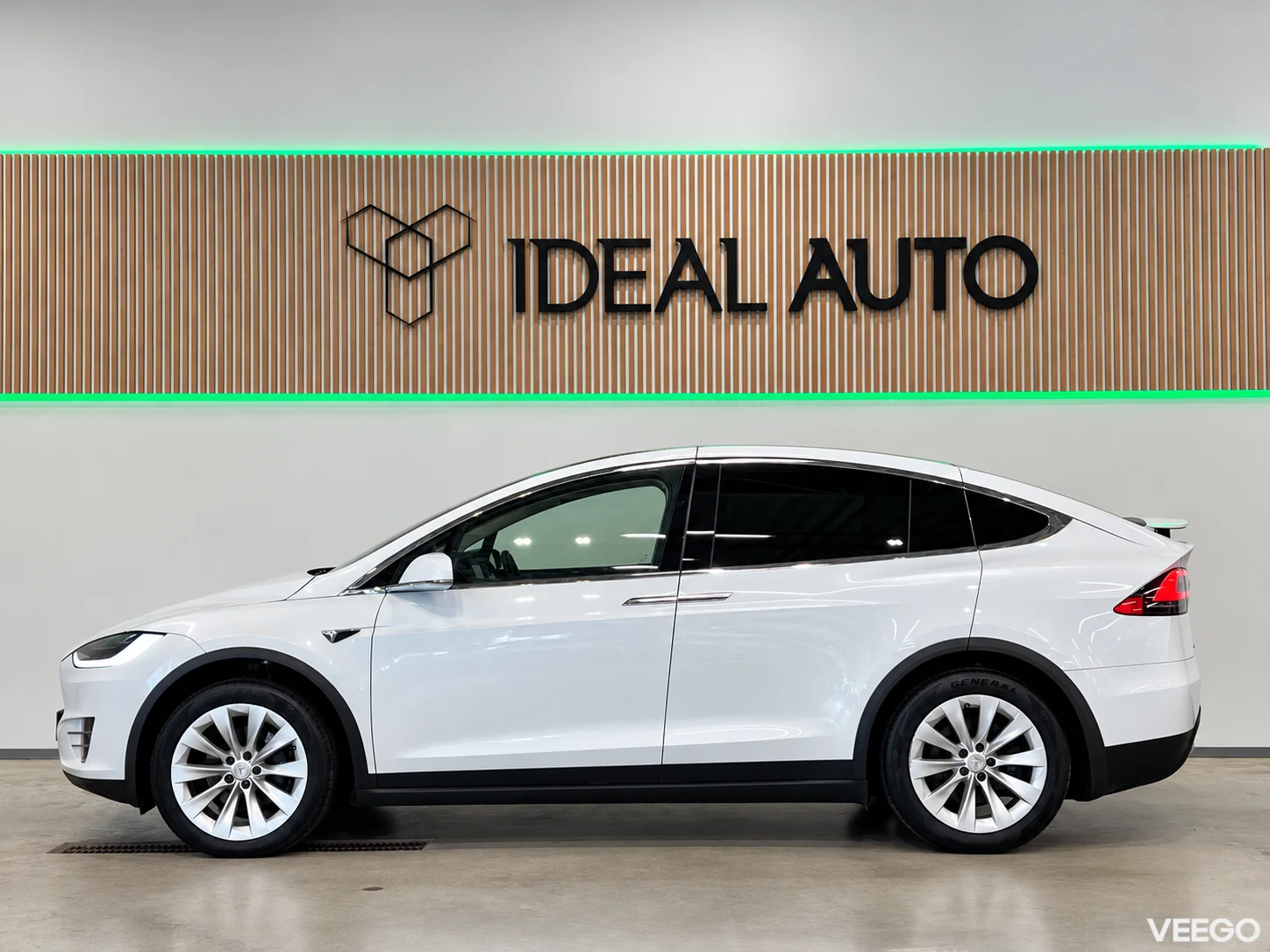 Tesla Model X - 158kW