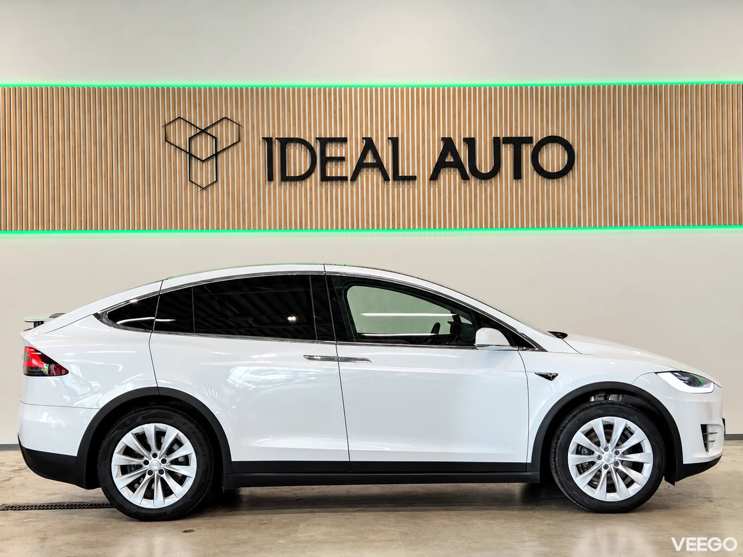 Tesla Model X - 158kW
