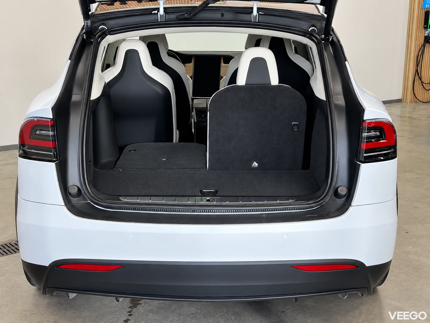 Tesla Model X - 158kW