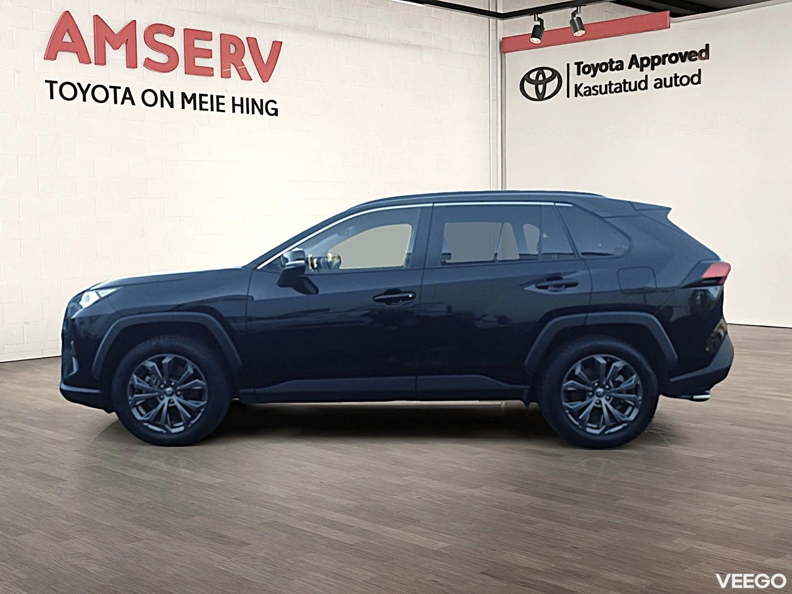 Toyota RAV4 Luxury Limited 2.5 131kW