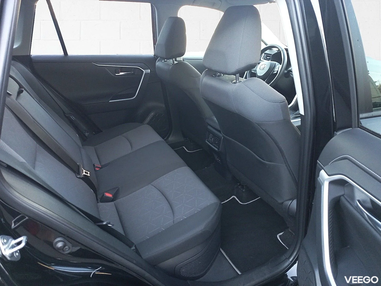 Toyota RAV4 Luxury Limited 2.5 131kW