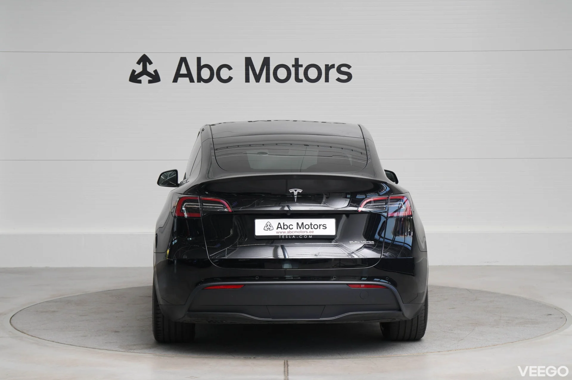 Tesla Model Y AWD Dual Motor Performance LR 0kW