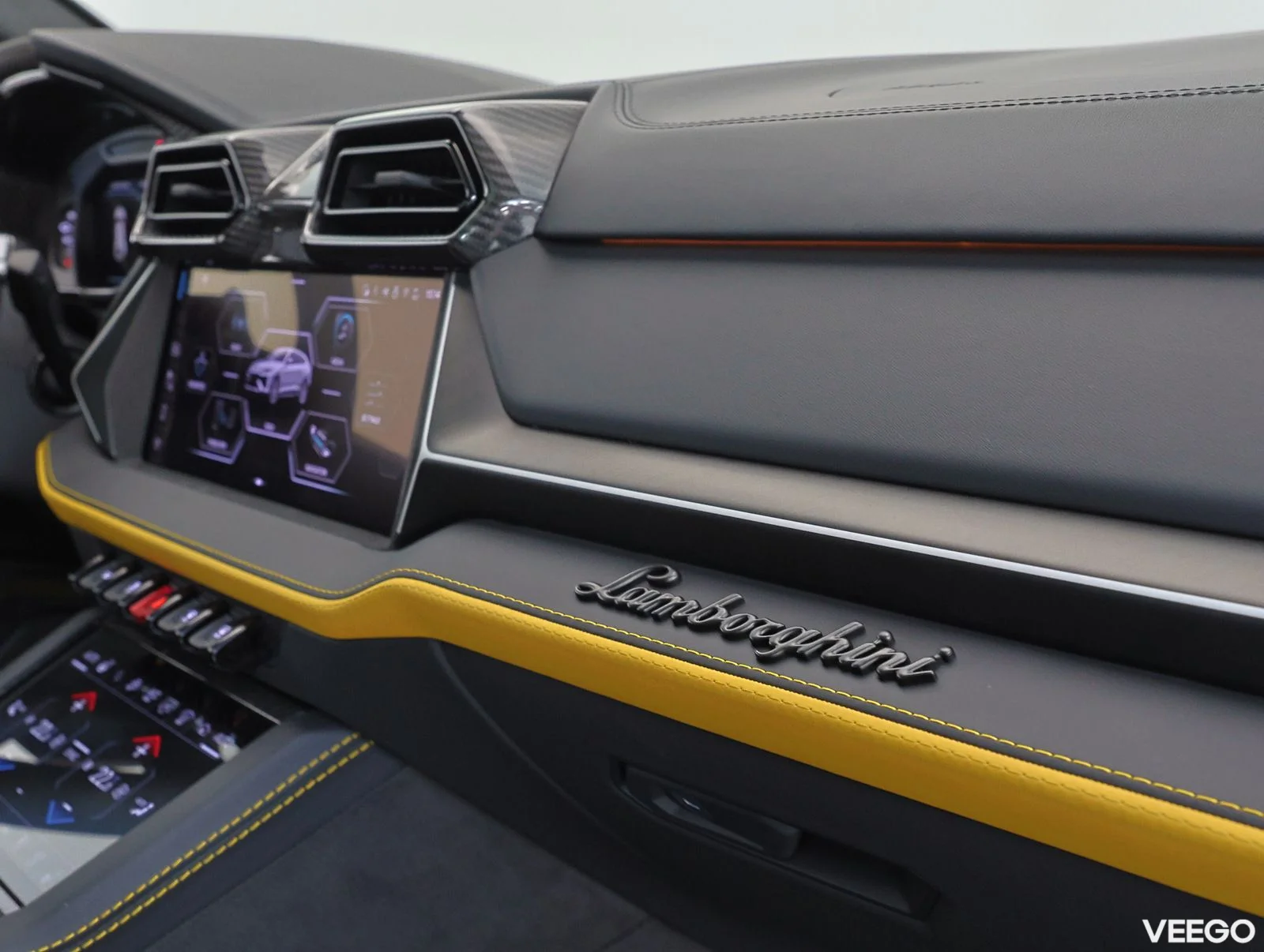 Lamborghini Urus - 456kW