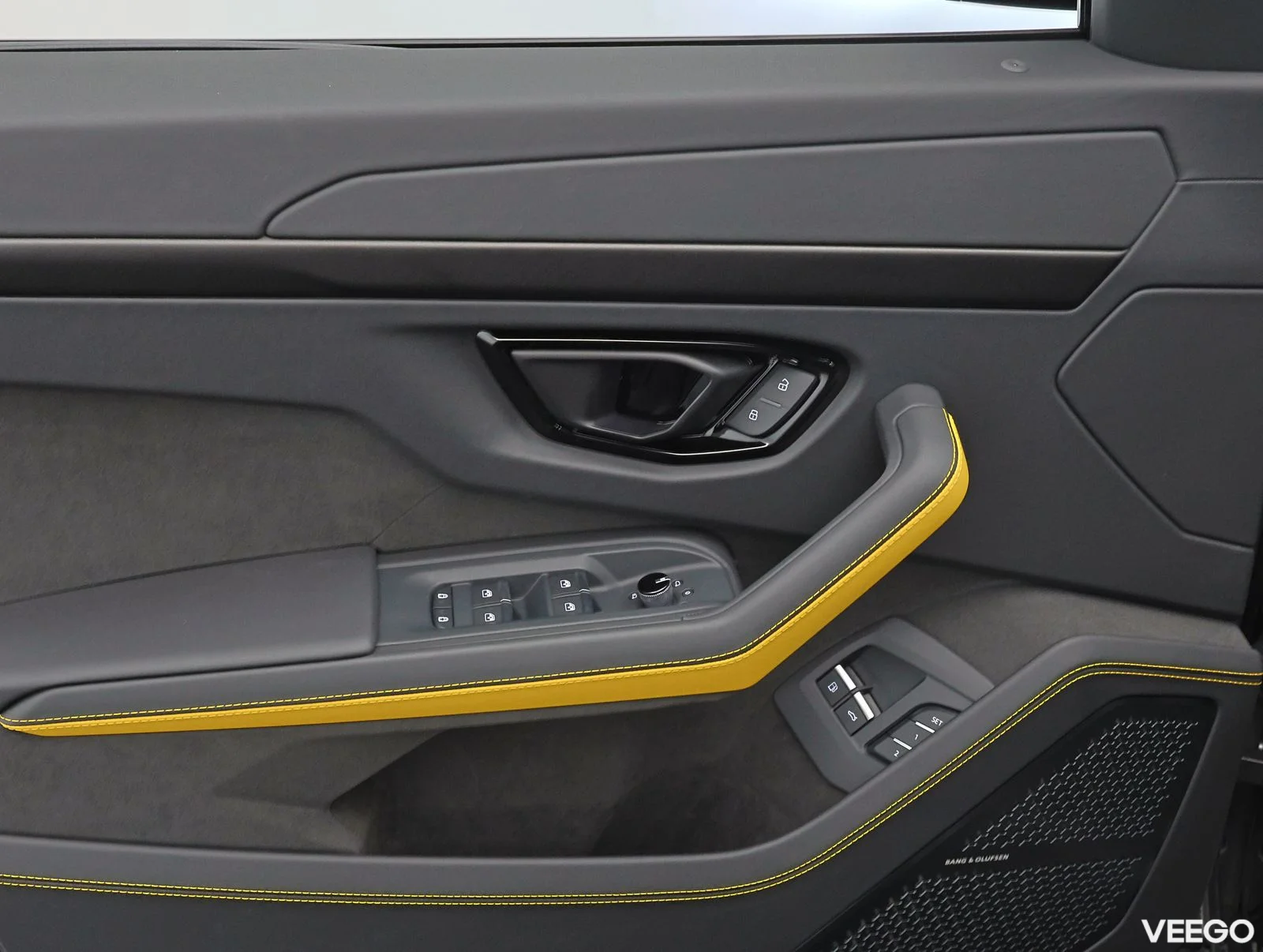 Lamborghini Urus - 456kW