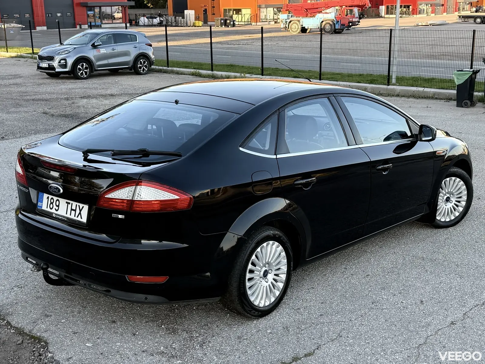 Ford Mondeo Ghia 2 103kW
