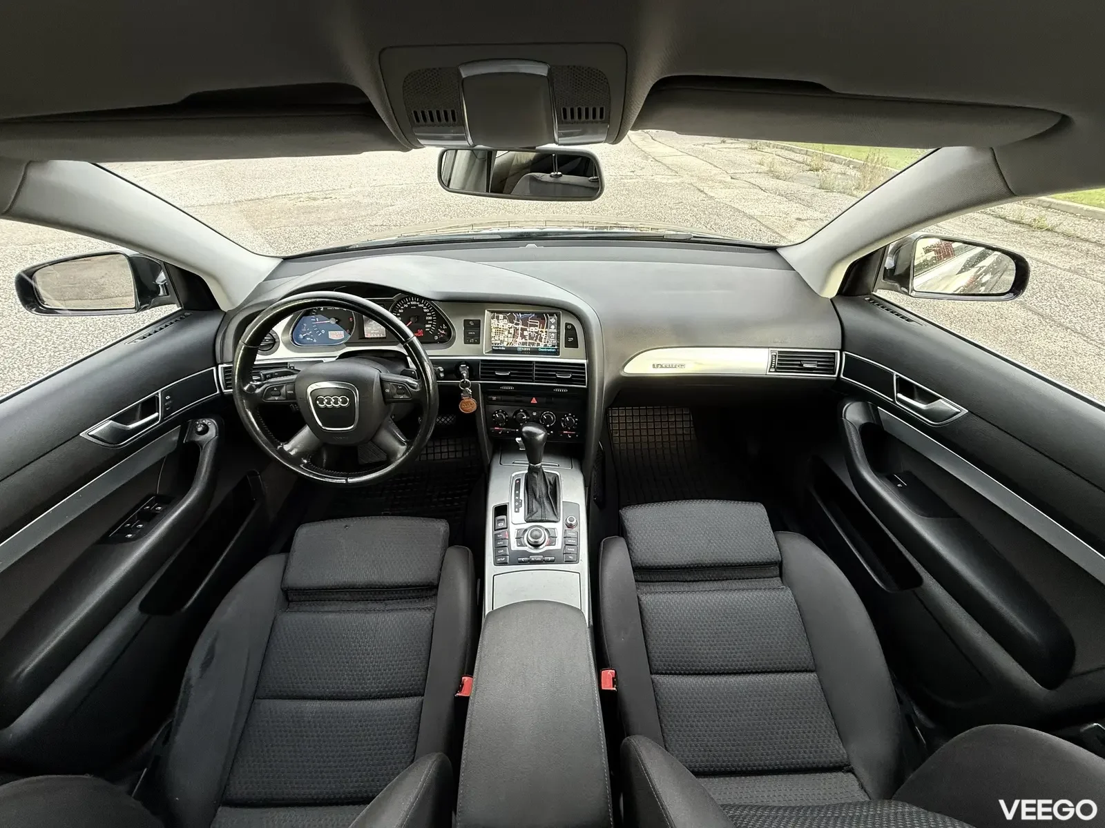 Audi A6 Avant Quattro 2.7 132kW
