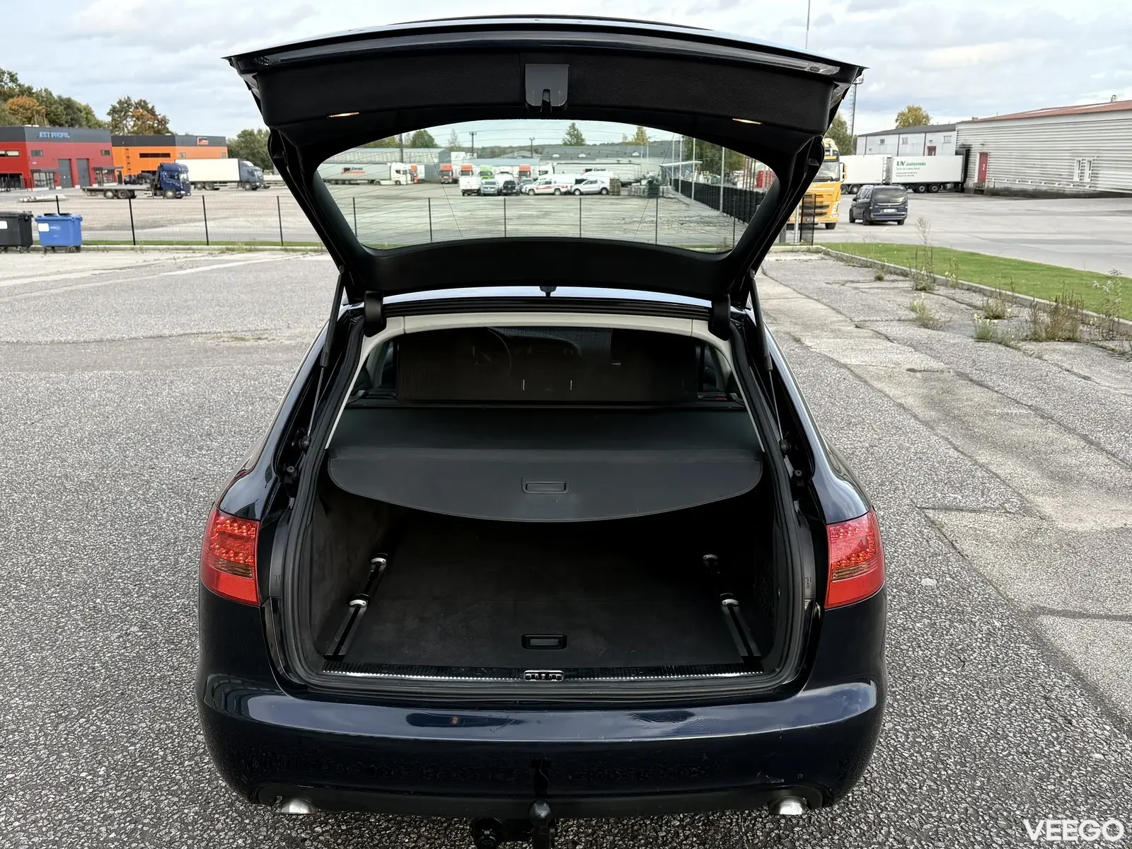 Audi A6 Avant Quattro 2.7 132kW