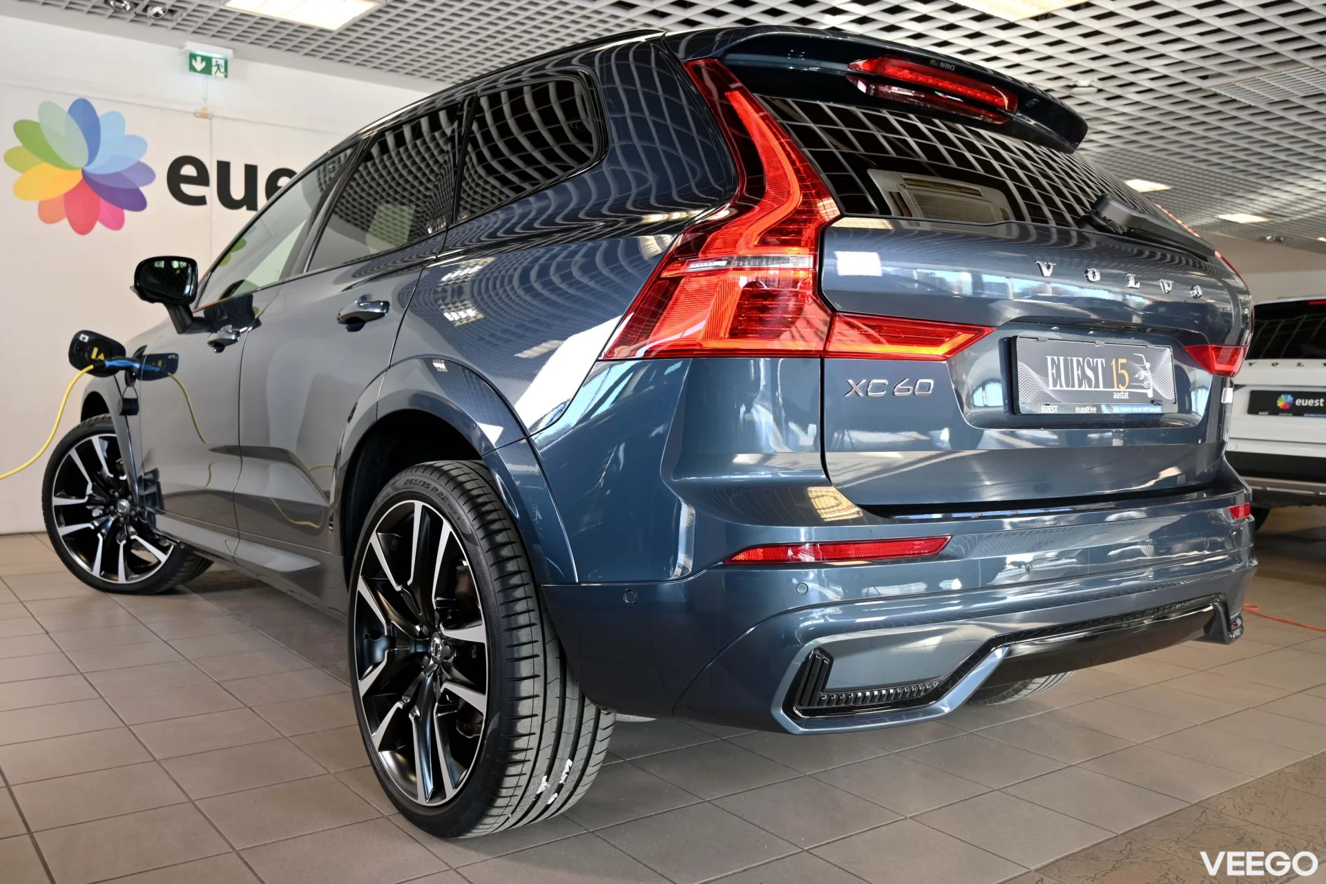 Volvo XC60 AWD 4C B&W ULTIMATE DARK+EXTERIOR INTELLI XENIUM FULL MY2024 2 335kW