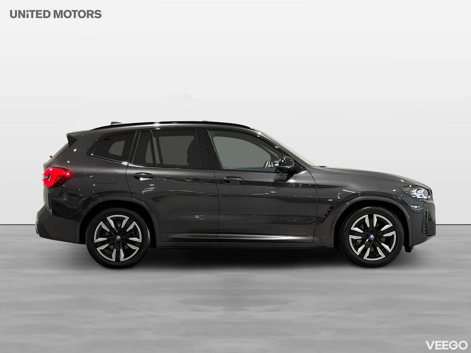 BMW iX3 Charged M Sport Drag P/D-Assist Panorama Elstol m minne 0kW