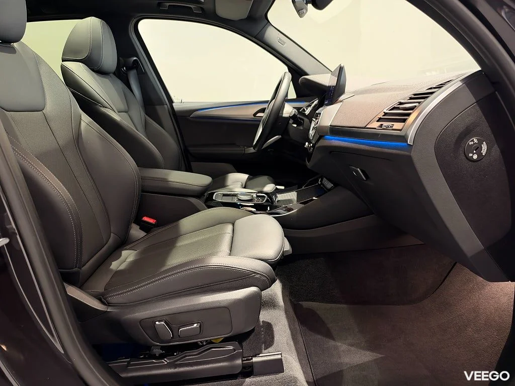 BMW iX3 Charged M Sport Drag P/D-Assist Panorama Elstol m minne 0kW