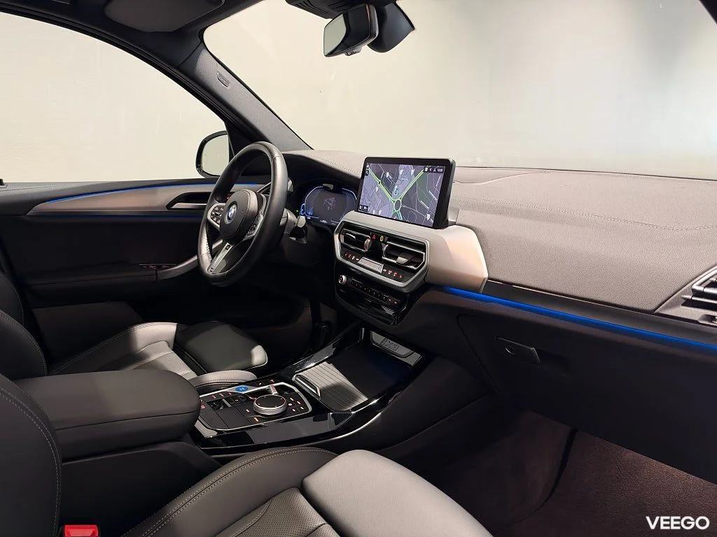 BMW iX3 Charged M Sport Drag P/D-Assist Panorama Elstol m minne 0kW