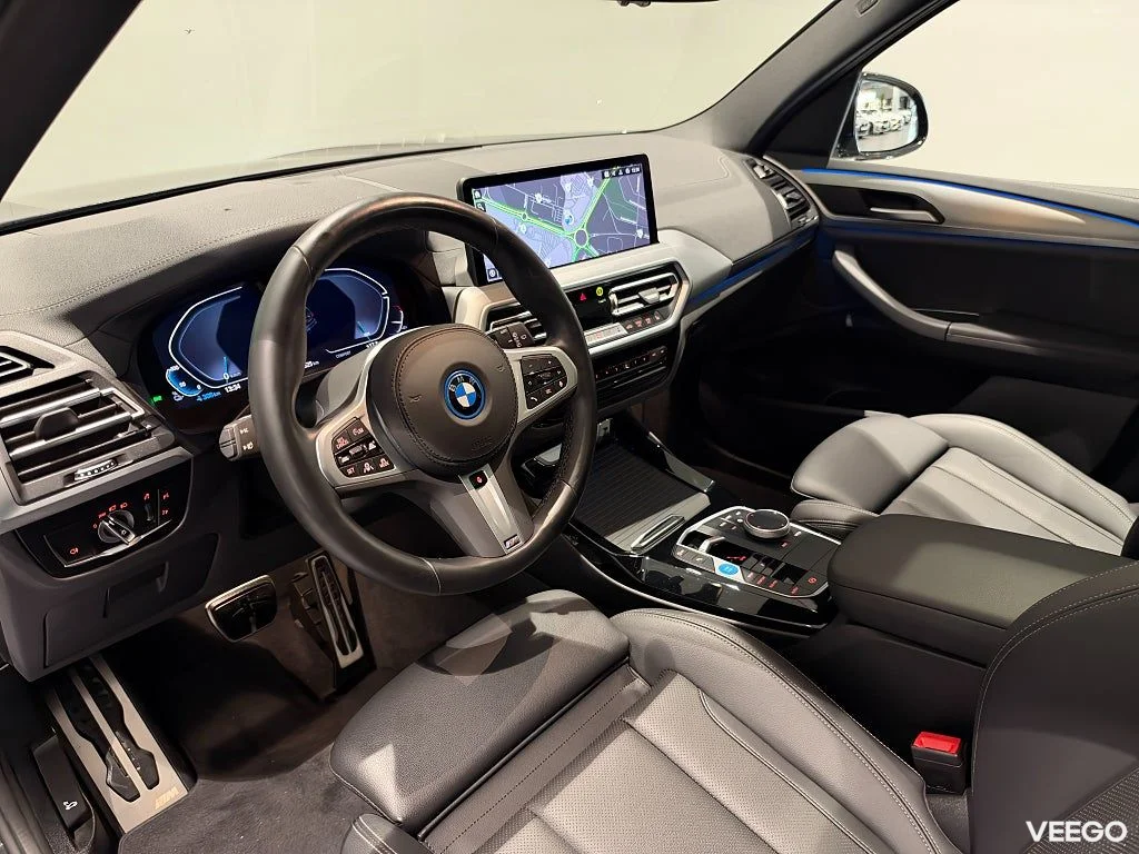 BMW iX3 Charged M Sport Drag P/D-Assist Panorama Elstol m minne 0kW