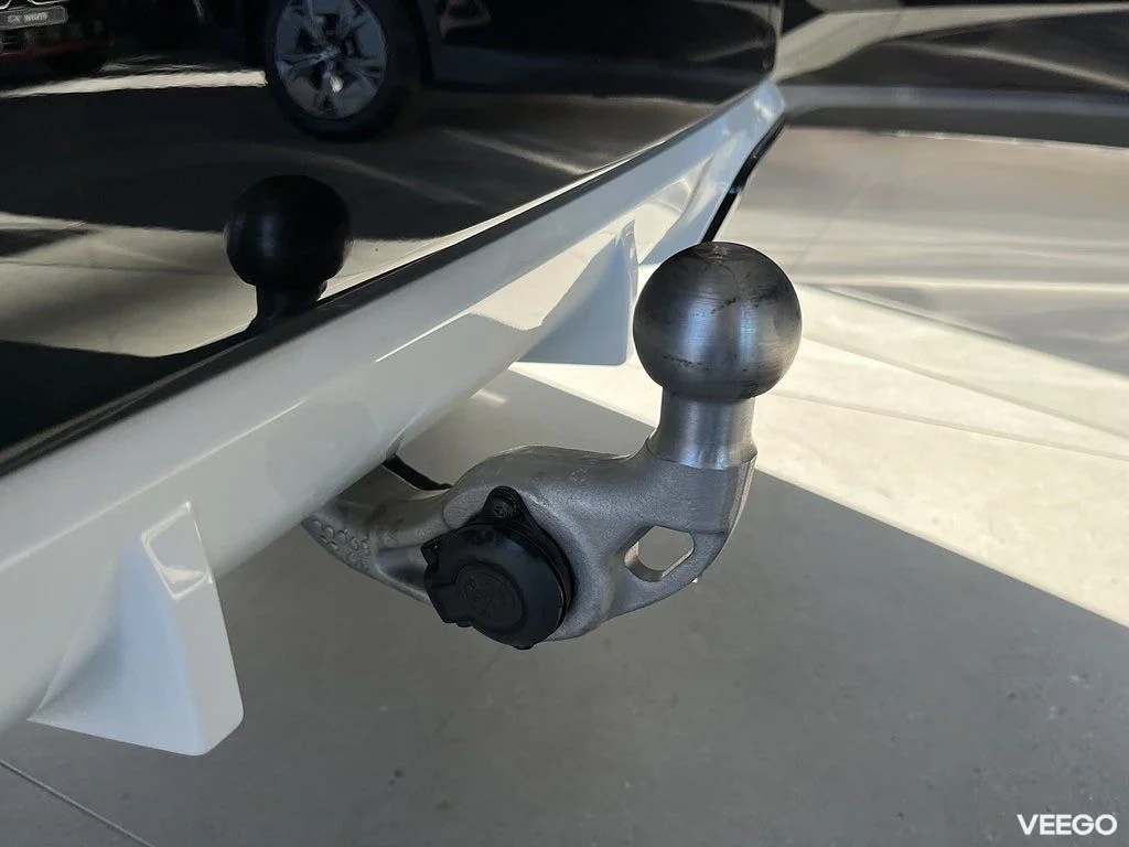 BMW X1 xDrive25e M Sport Drag Rattvärme 18" Park/Drive Assist 0kW