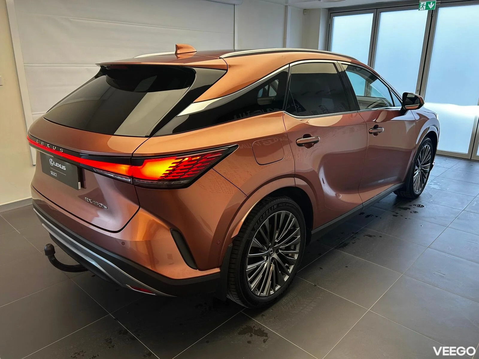 Lexus RX 450h+ - 136kW