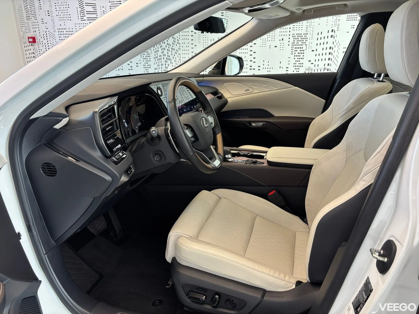 Lexus RX 450h+ - 225kW