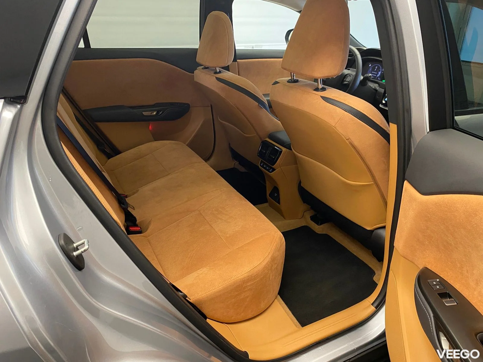 Lexus RZ 450e - 132kW