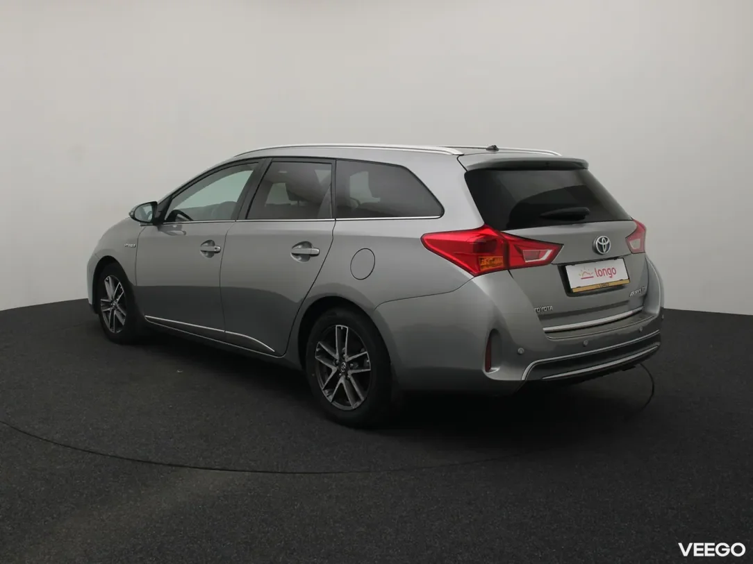 Toyota Auris 1.8 100kW