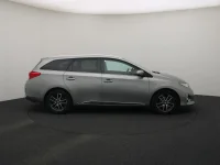 Toyota Auris 1.8 100kW thumbnail